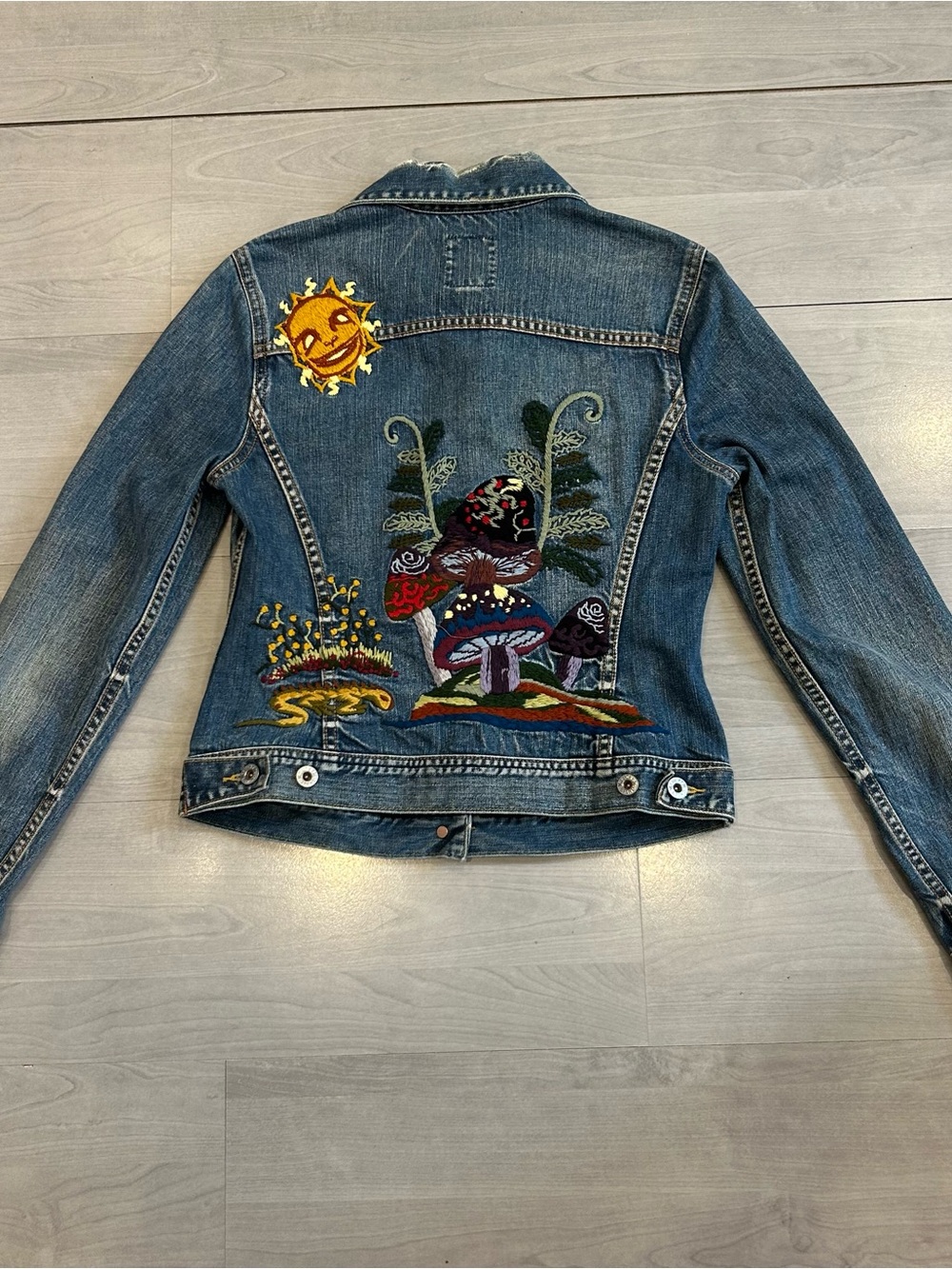 Lucky Brand Womens S Denim Jacket Blue Embroidered Mushroom Sun Butterfly Boho